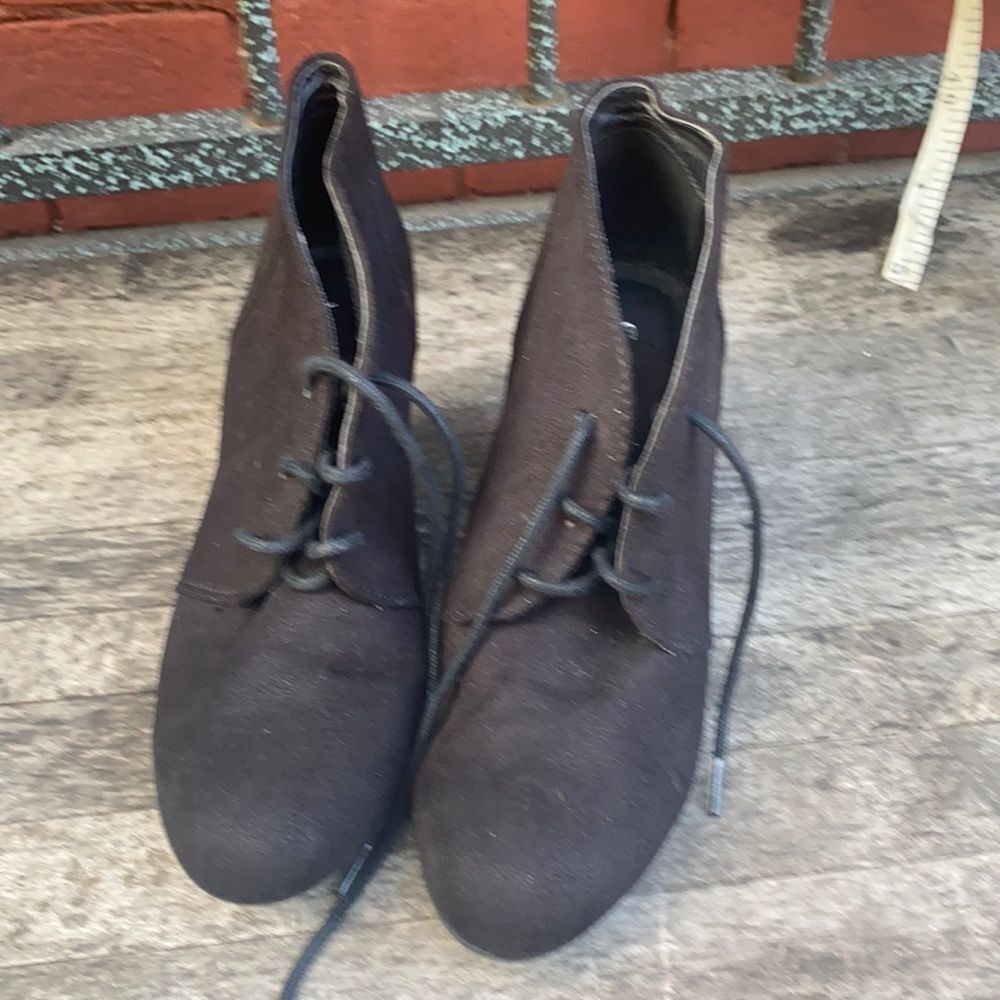 Black booties sz. 7 medium